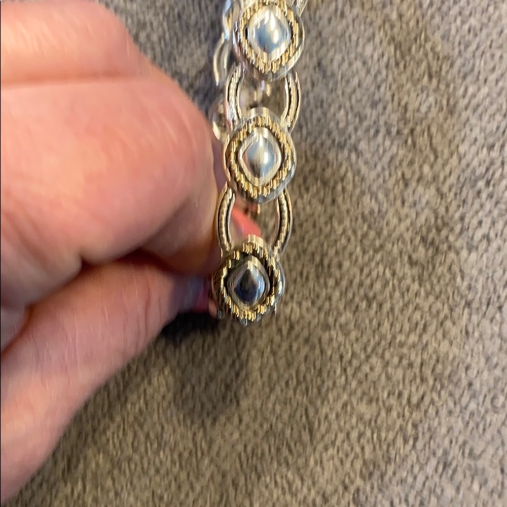 Costume jewerly bracelet